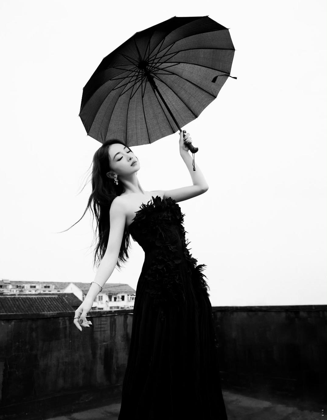 美了爱了像高贵的黑天鹅[爱你][爱你][爱你]根本看不够一点#吴谨言[超话]# 