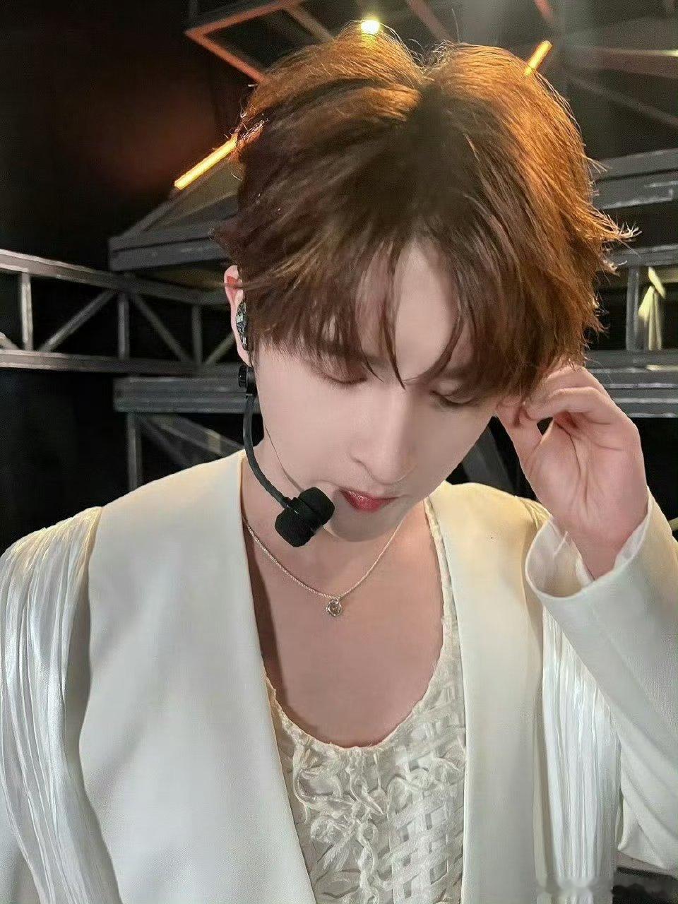 张远官宣加盟声生不息华流季 歌单循环预定！远哥的加盟让这季更有看点，期待他与嘉宾