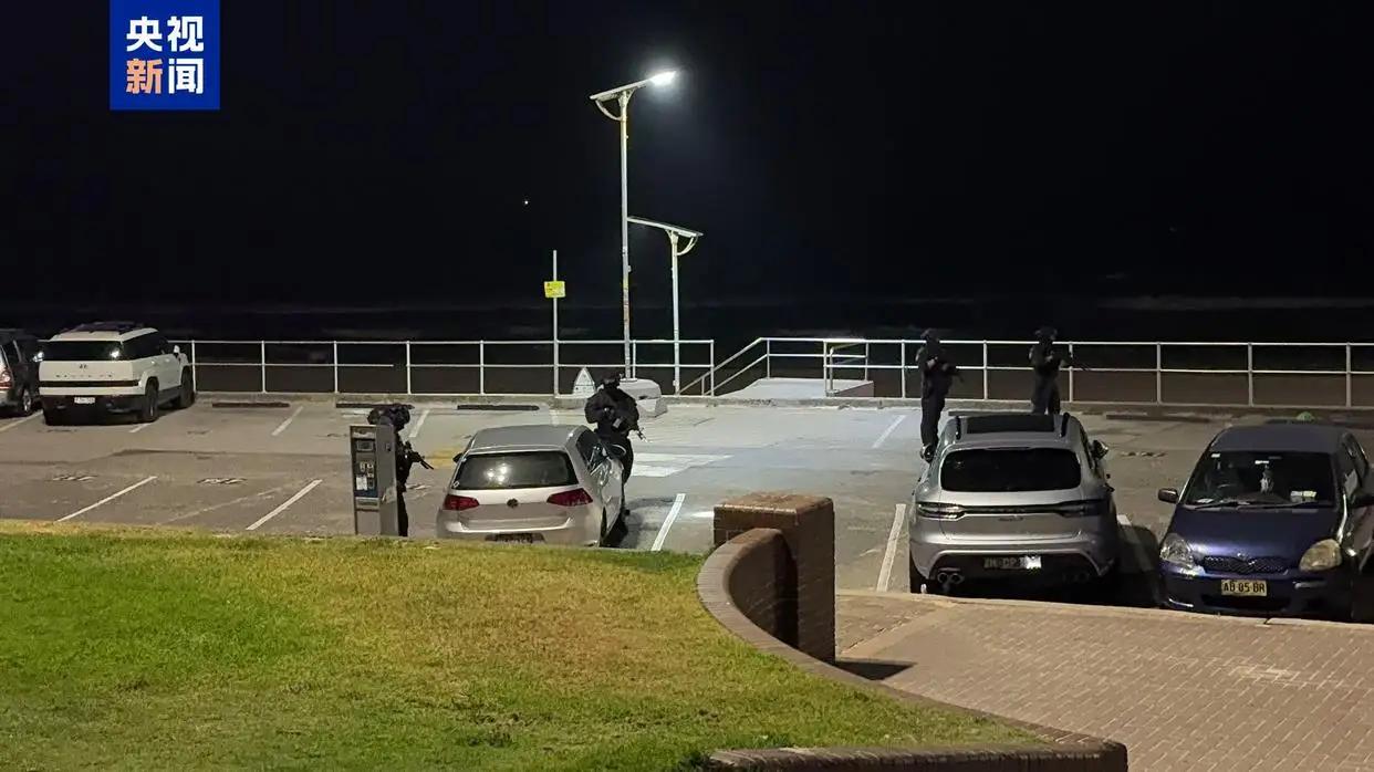 以色列总统在得知澳大利亚邦迪海滩发生的严重枪击事件后，公开谴责了此次暴力行为，并