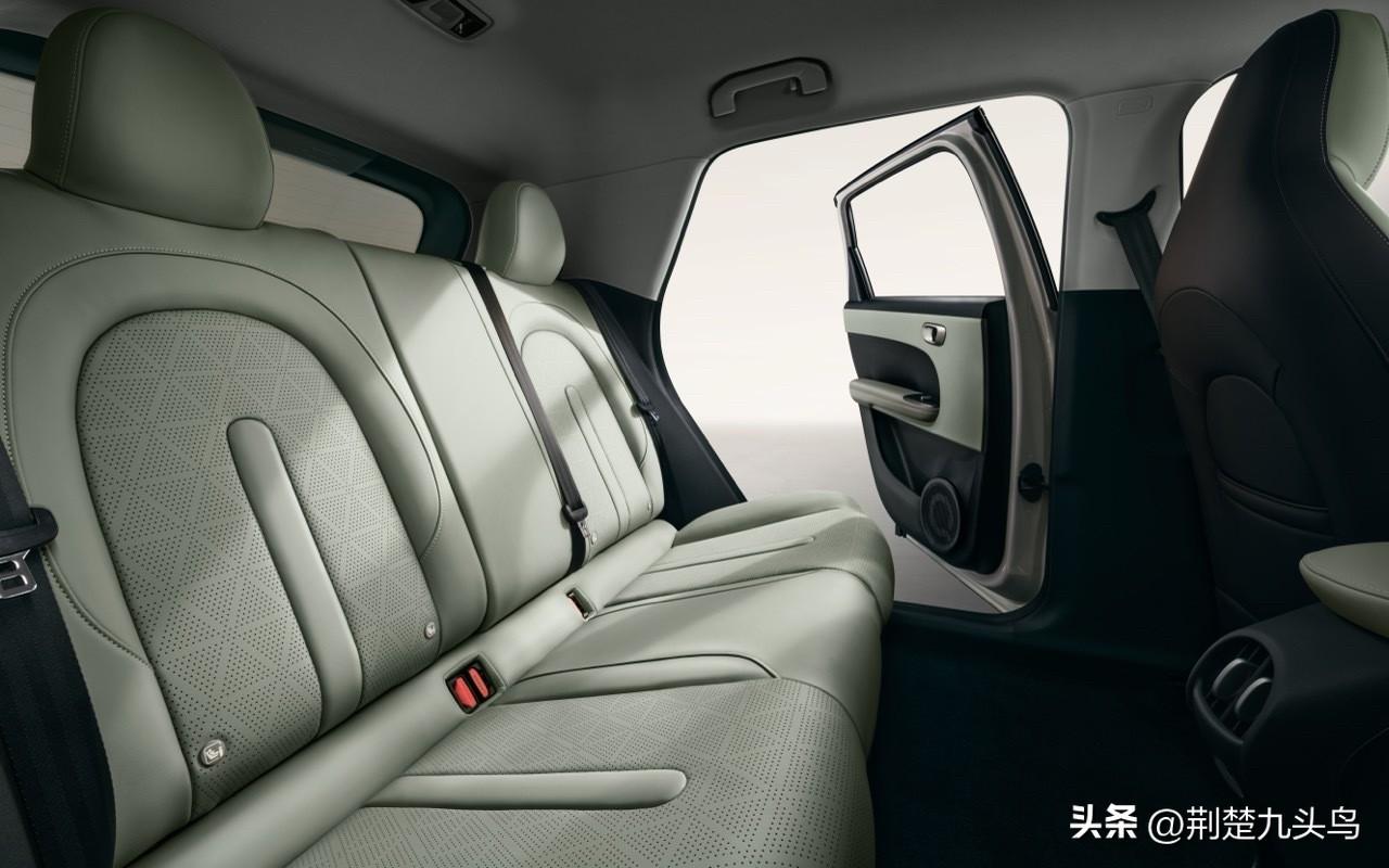 明天的蔚来交付量特别重要，如果40万以上新8的量至今依旧不降，乐道回温，虫子回温