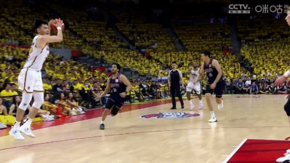 哎...希望李晓旭没有大碍🙏🙏🙏#季后赛谁是大赢家##小卢篮球世界# #李