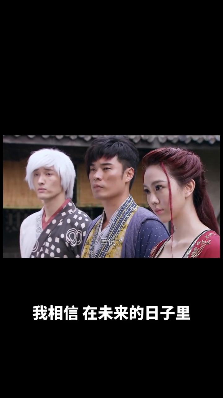 范丞丞的演技经历了从青涩到成熟的蜕变之旅，他用自己的努力和才华逐渐在影视领域站稳
