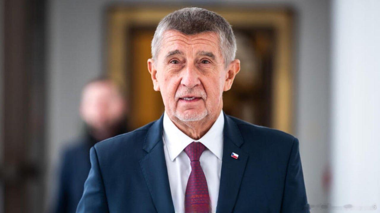 捷克总理安德烈·巴比什表示，2022年4月，乌克兰与俄罗斯曾非常接近达成和平协议