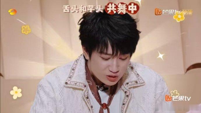 敖子逸时代峰峻祖传老吃家时代峰峻真的很神奇，每一代都能出干饭狠人，源源不断向内娱