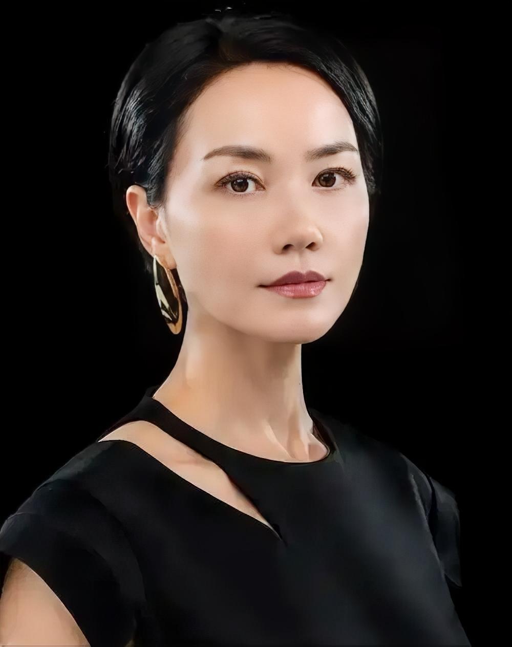 谢贤遗嘱曝光，1亿遗产全给了孙子和子女，王菲名字压根没出现。网上炸了锅，有人说“