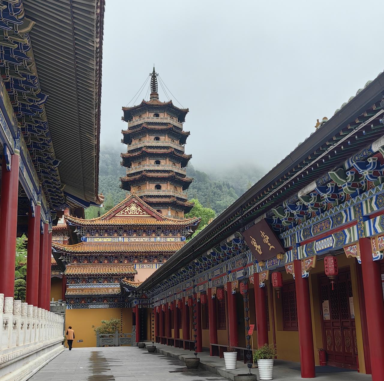 晒图笔记大赛这里是天目山，你可知道这个塔是什么塔吗？