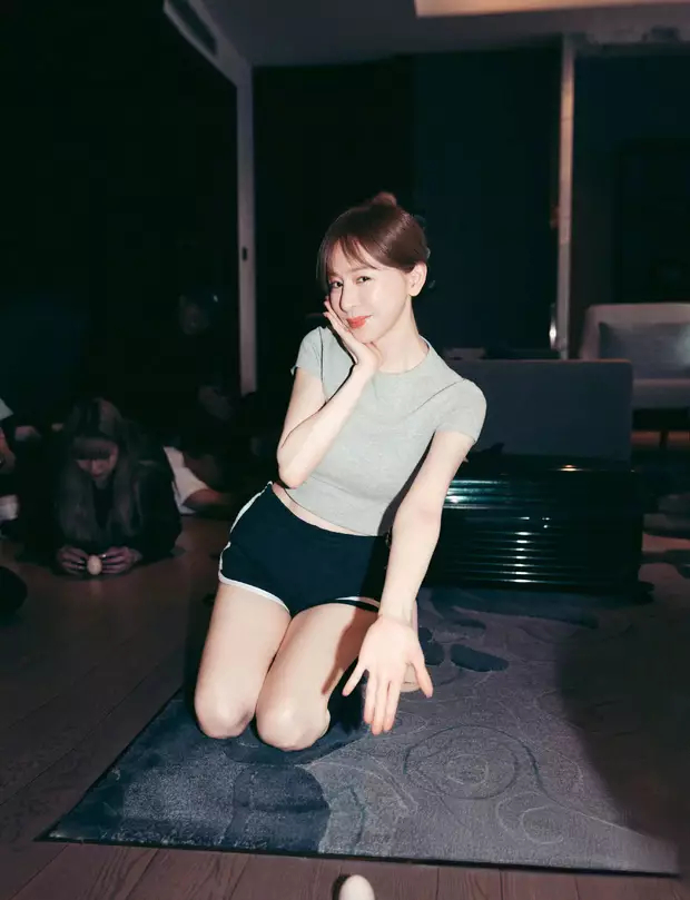 王心凌清纯可爱 秀雪白美腿少女感十足 ​​​