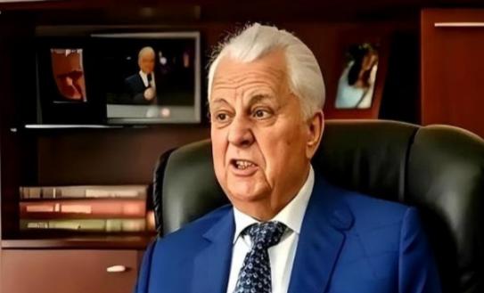 一群乌克兰的顶尖专家，在中国采访镜头前，突然就集体崩溃，哭得像个孩子，你以为是受