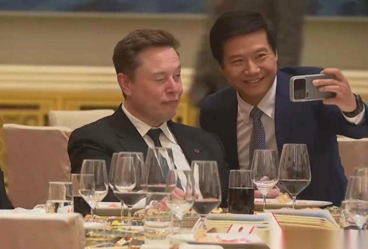 都是同龄人，咱差在哪里？
最近网上都是特朗普来访的一些新闻，科技圈几位能呼风唤雨