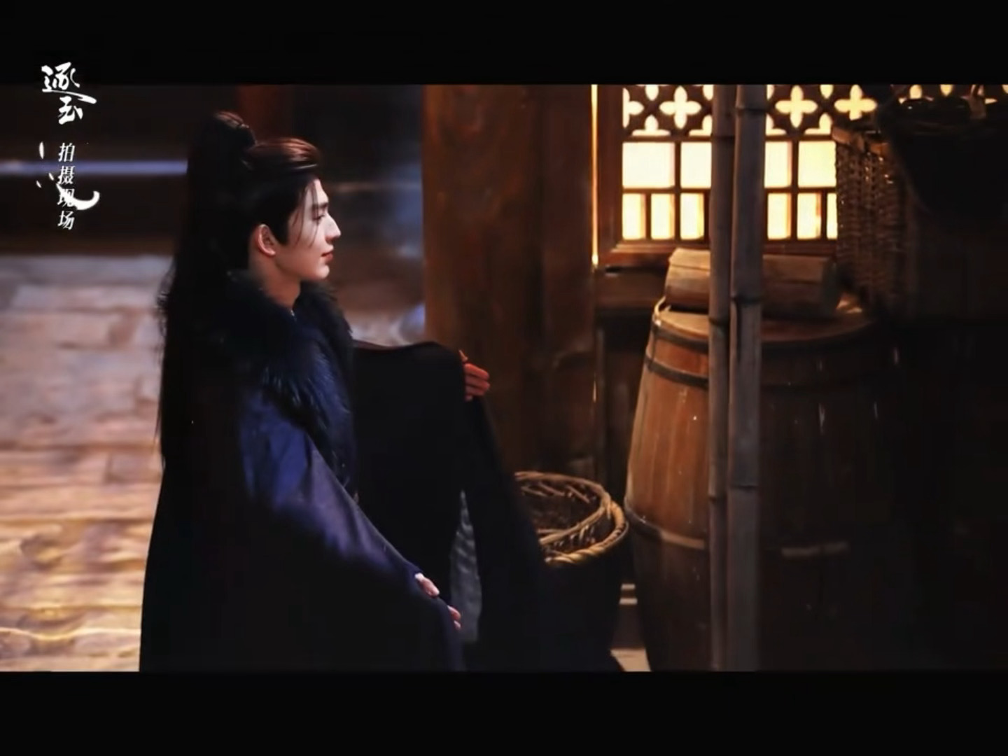 就这么定定的等着人来扑进自己怀里、、这个谢征是不是有点太苏了逐玉