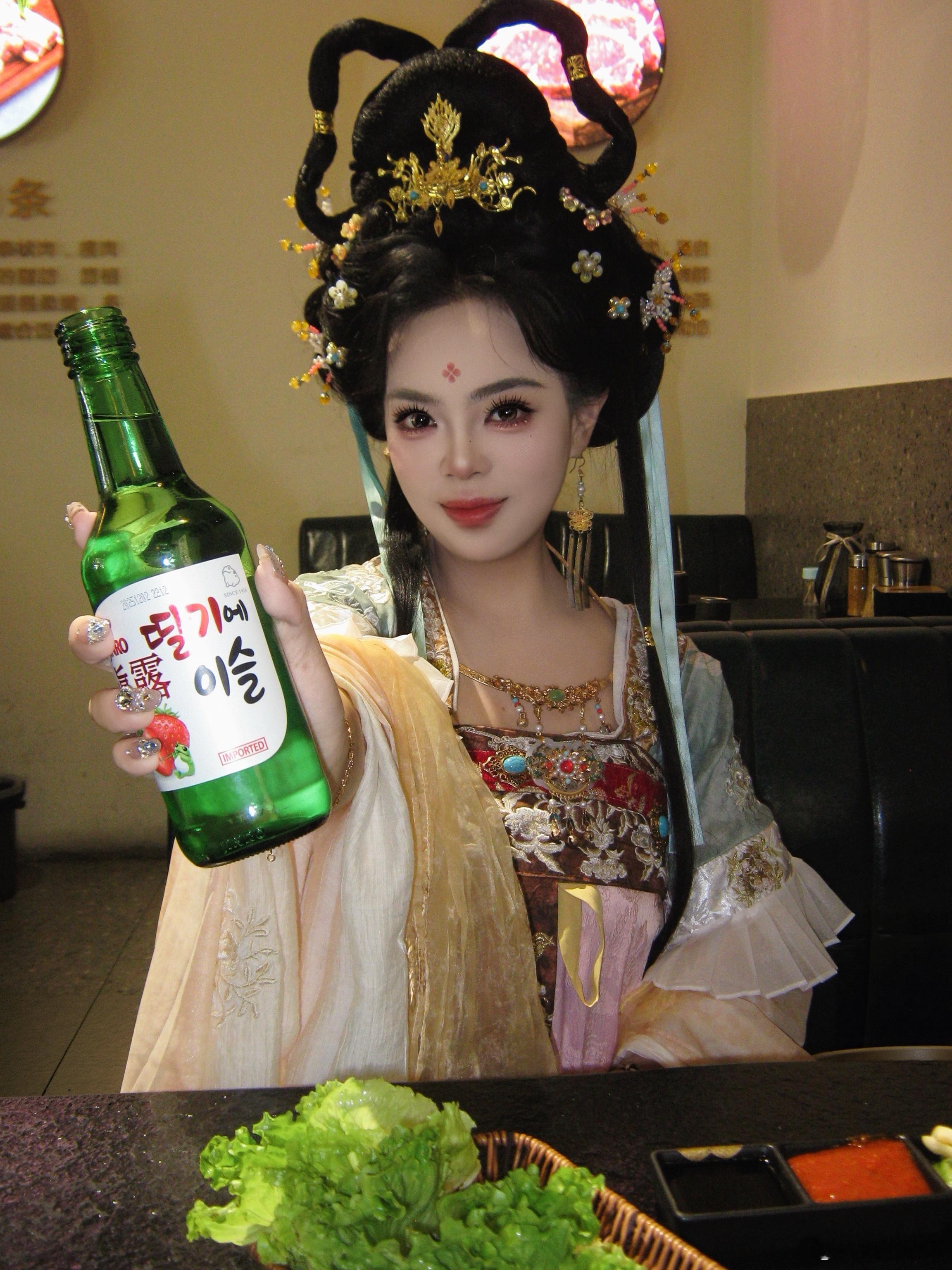 “此时情绪此时天 ，无事小神仙。”  ​​​