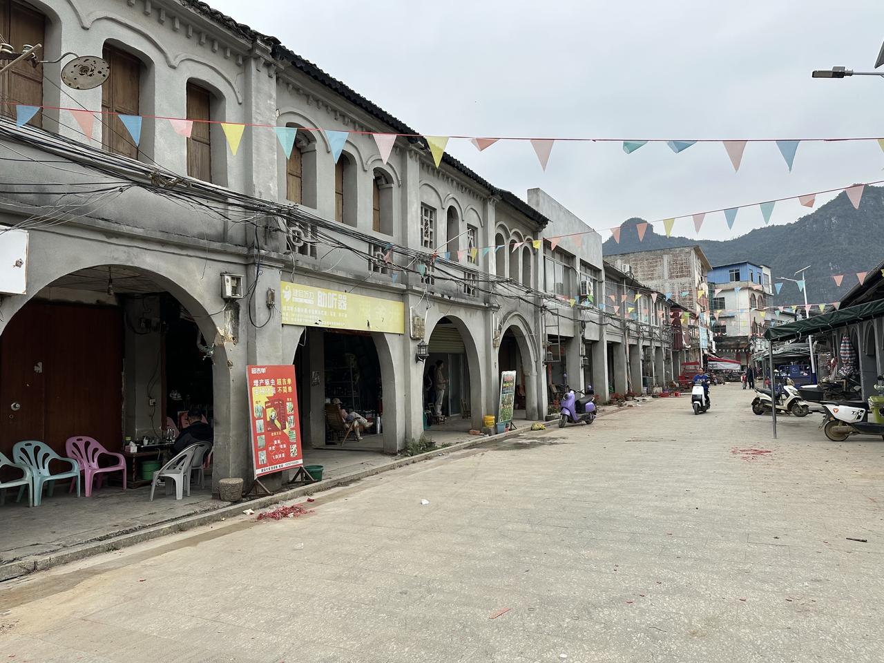 保存完好的百年古建筑群，渠旧骑楼