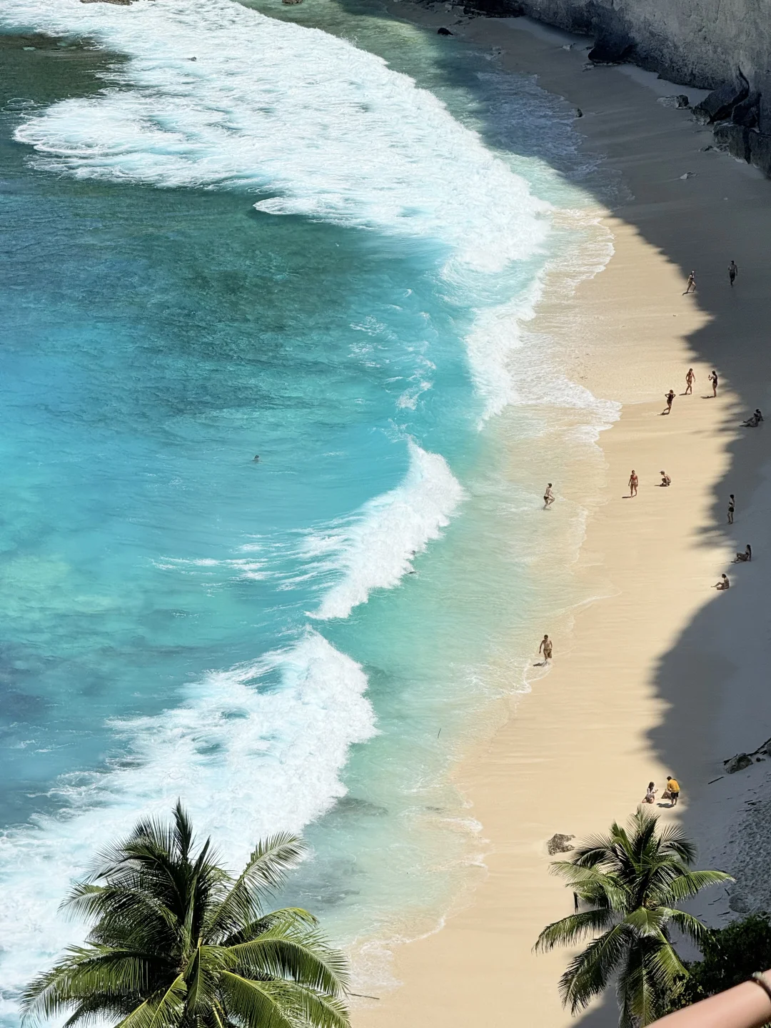 佩尼达岛🌴在钻石沙滩🏖️拍到了蓝色果冻海…