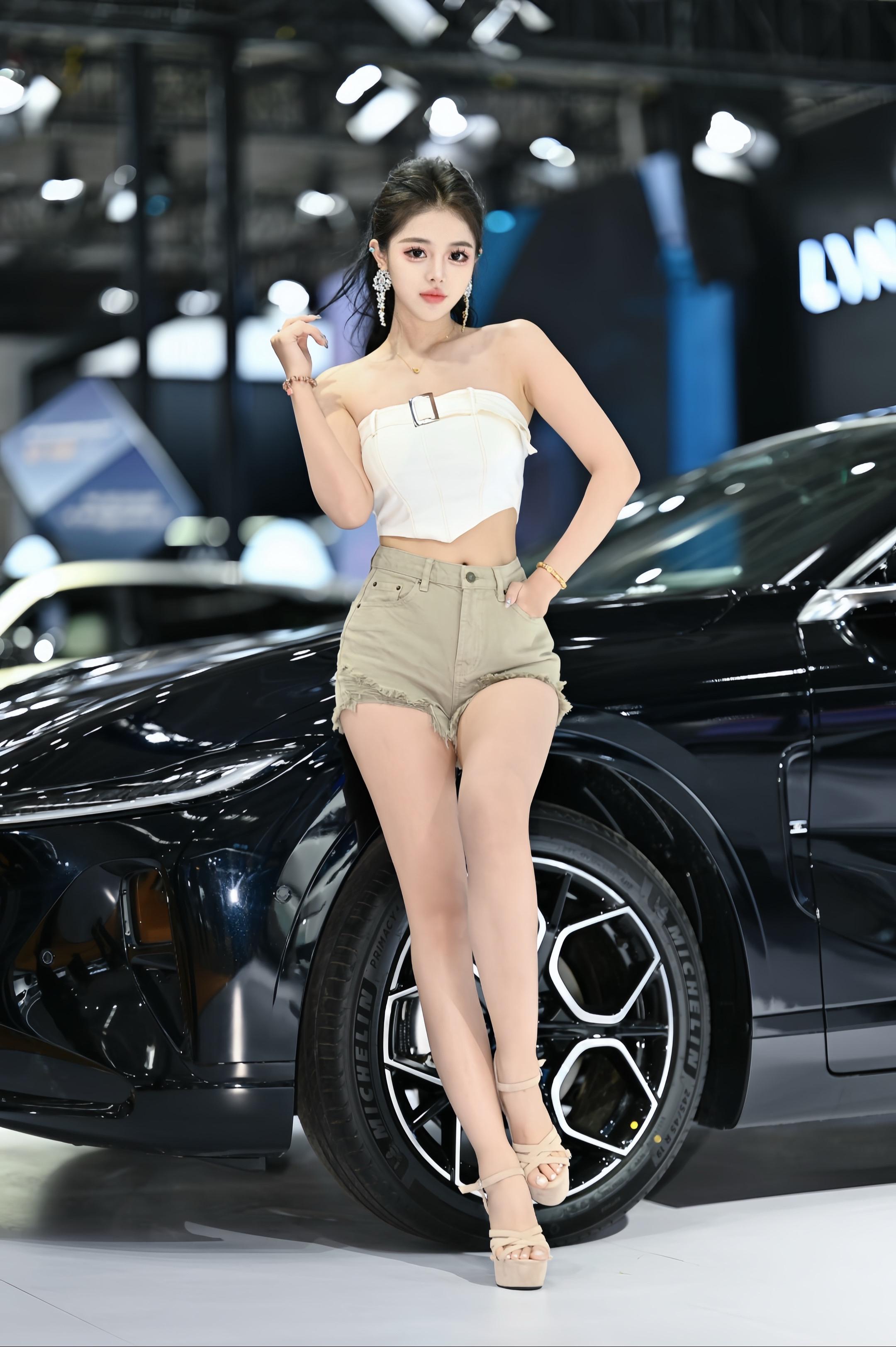 我不活在你给的人设里。