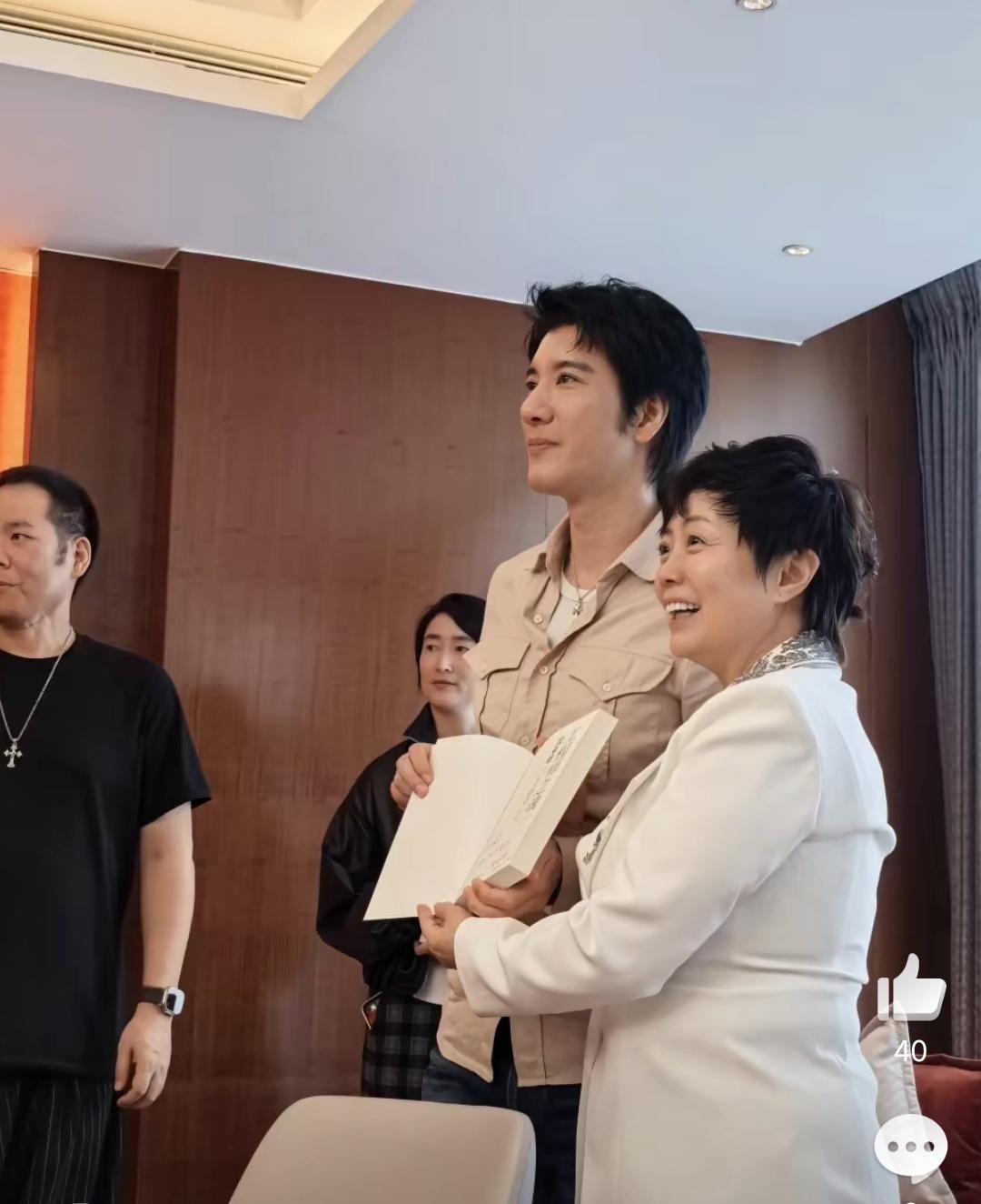 钛7已经破圈了，方程豹还需要王力宏再破圈一次吗？最心满意足的就是熊甜波了，从来没