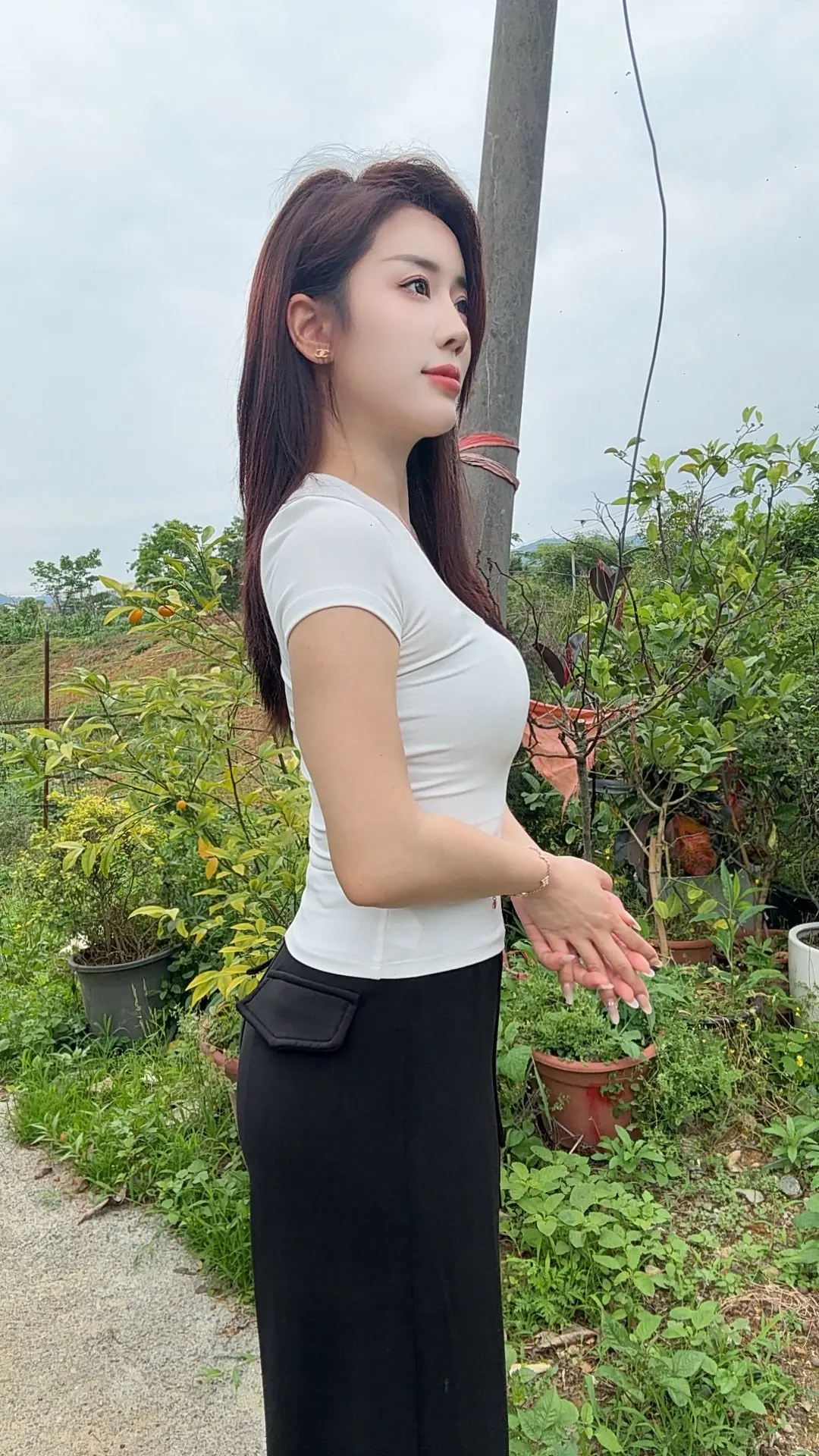 嘴甜之人心不善，心善之人敢直言，甜言蜜语多虚伪，良言逆耳最真心。