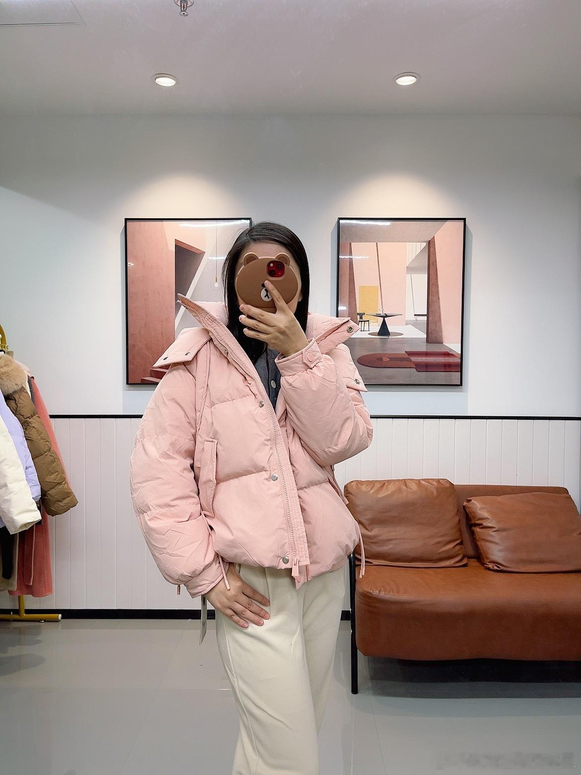 杭杭好物 初语的这三件羽绒服，我也想重点推荐一下~这三款，厚度都是中等，充绒量在