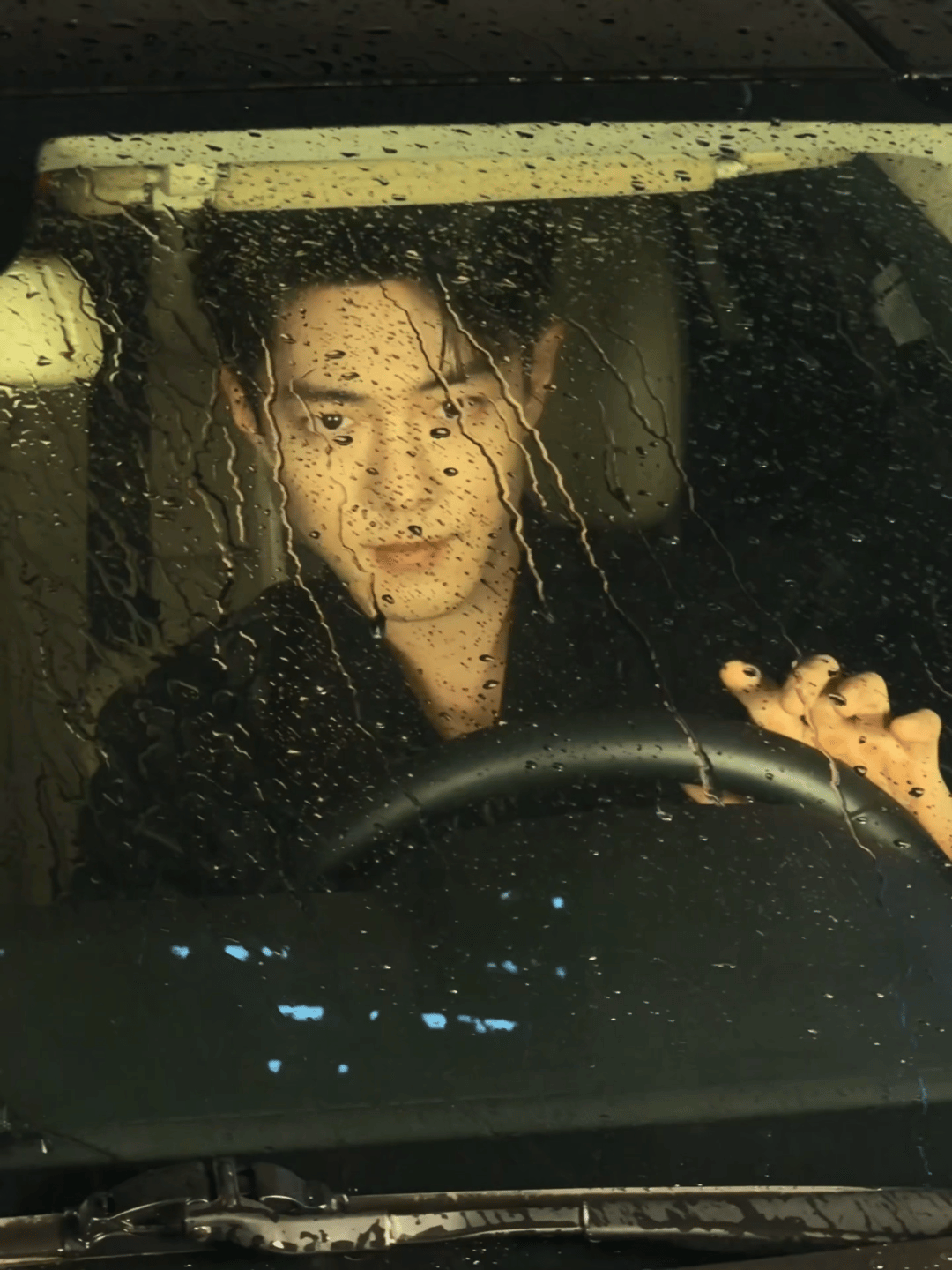 好想看他飙车啊啊啊啊啊，迷死我了