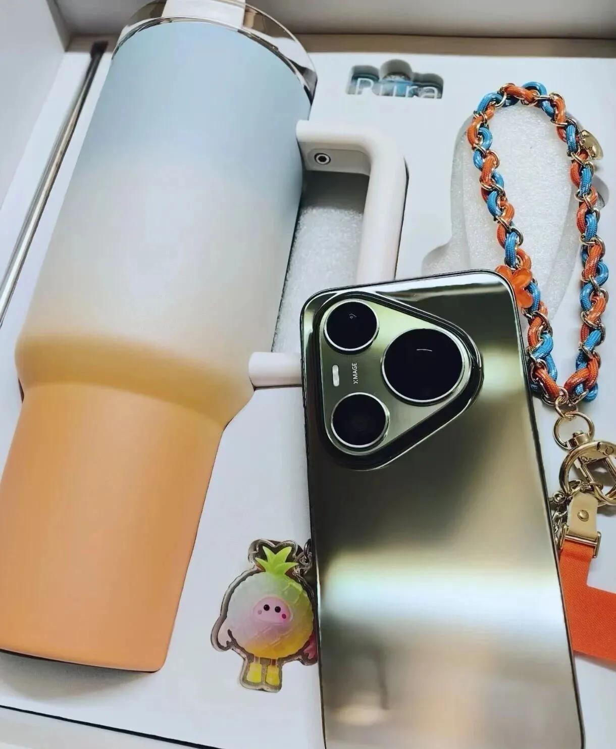 遥遥领先的后花园
小艺有时候傻得可爱。
我说“放首周杰伦”，她说“好的，正在播放
