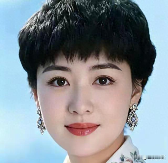 你一天到晚琢磨他到底懂不懂你，有没有想过——你琢磨他的时候，谁在琢磨你？
那些“