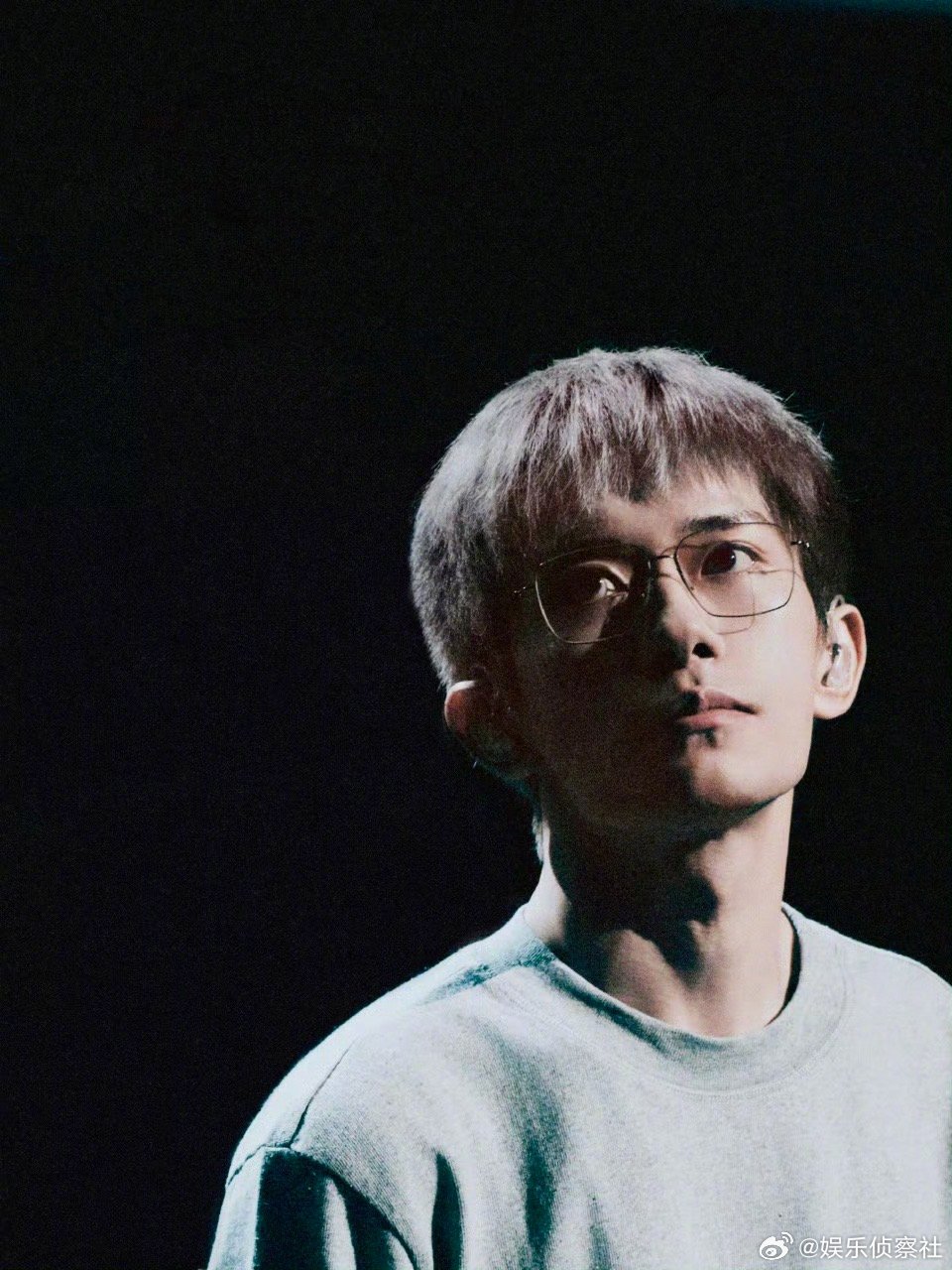 好酷的易烊千玺～又可以看到哥哥的舞台啦！[心][心][心] ​​​