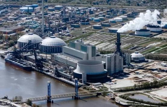 2026年刚开年，欧洲经济“老大哥”德国就给全世界整了个大惊喜，不是复苏回暖，而