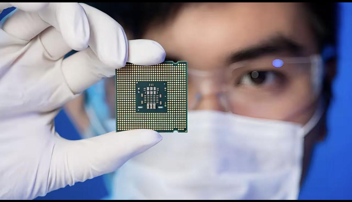 德媒这波“酸评”真是让人开眼，把中国稀土崛起说成“靠干脏活累活”，这话术玩得也太