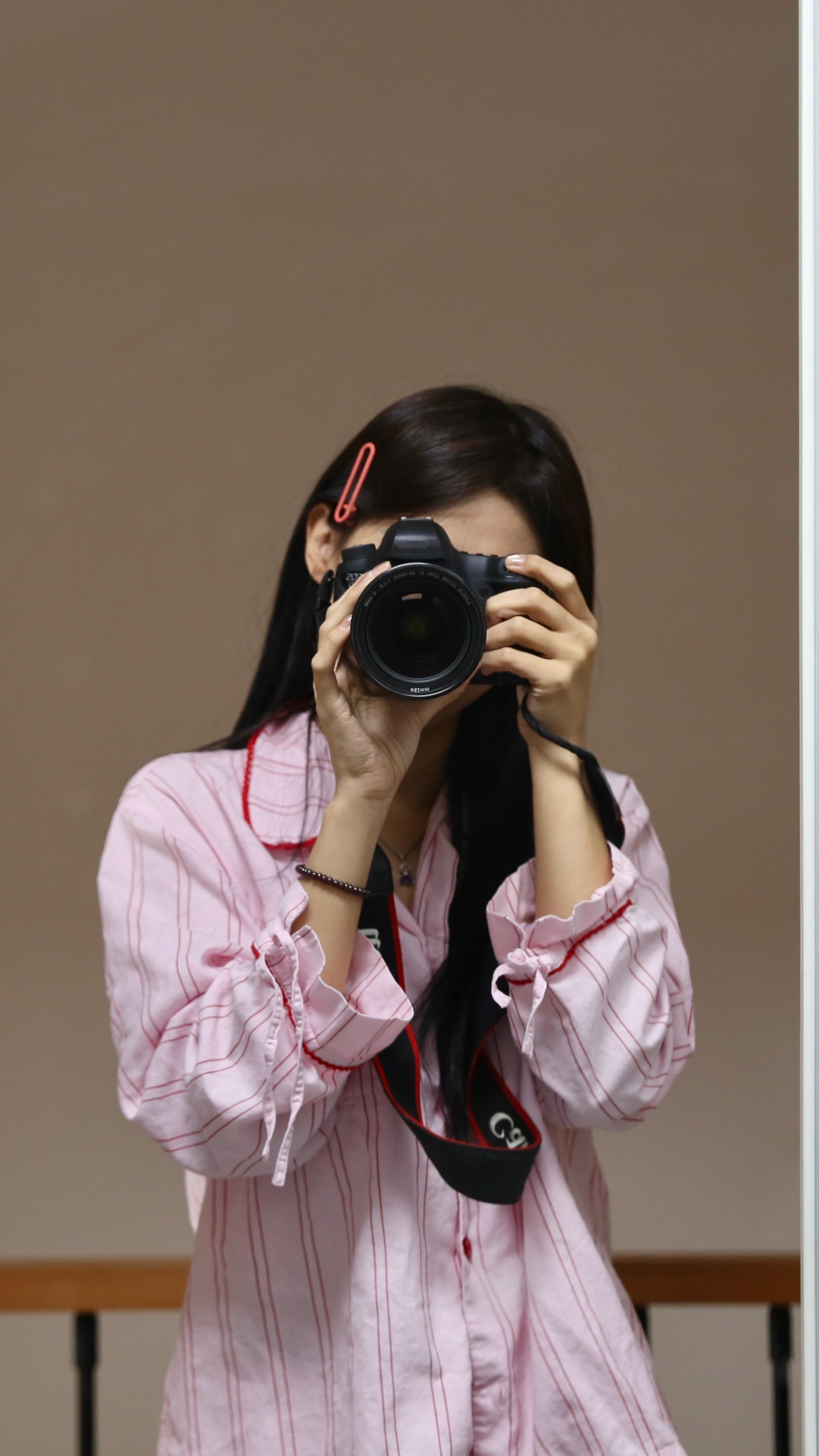 看了～确实没看懂🤦♂️但该说不说画面构图、长镜头的美感、人物形象的塑造都绝了，