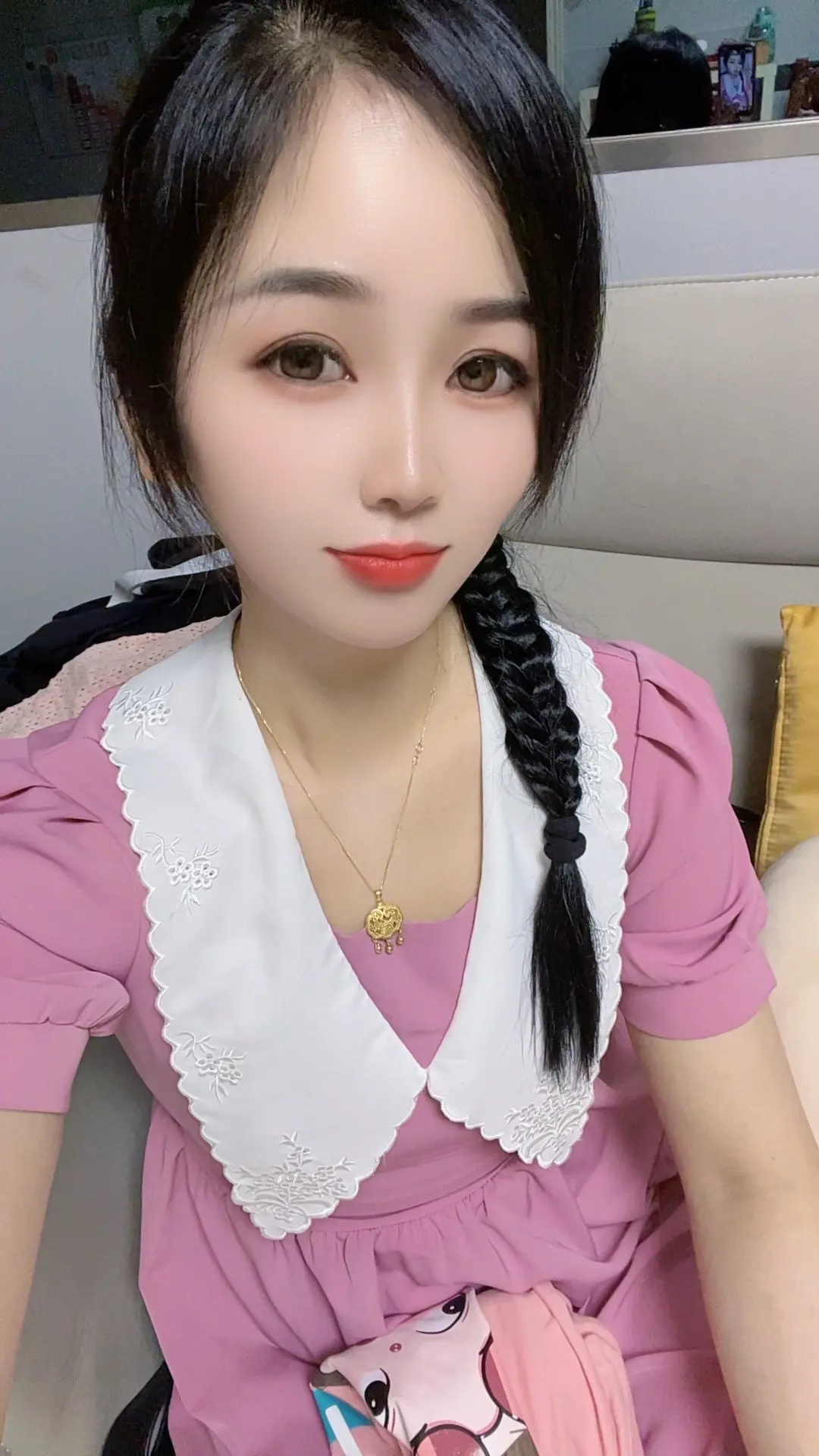 别想太多，好好生活，爱你的人 不会让你什么都没有……