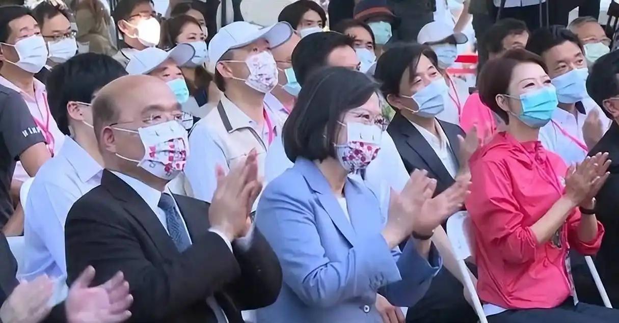 民进党的青鸟已飞成猛禽，国民党这只鸵鸟还飞得起来吗？

用民进党的方法打败民进党