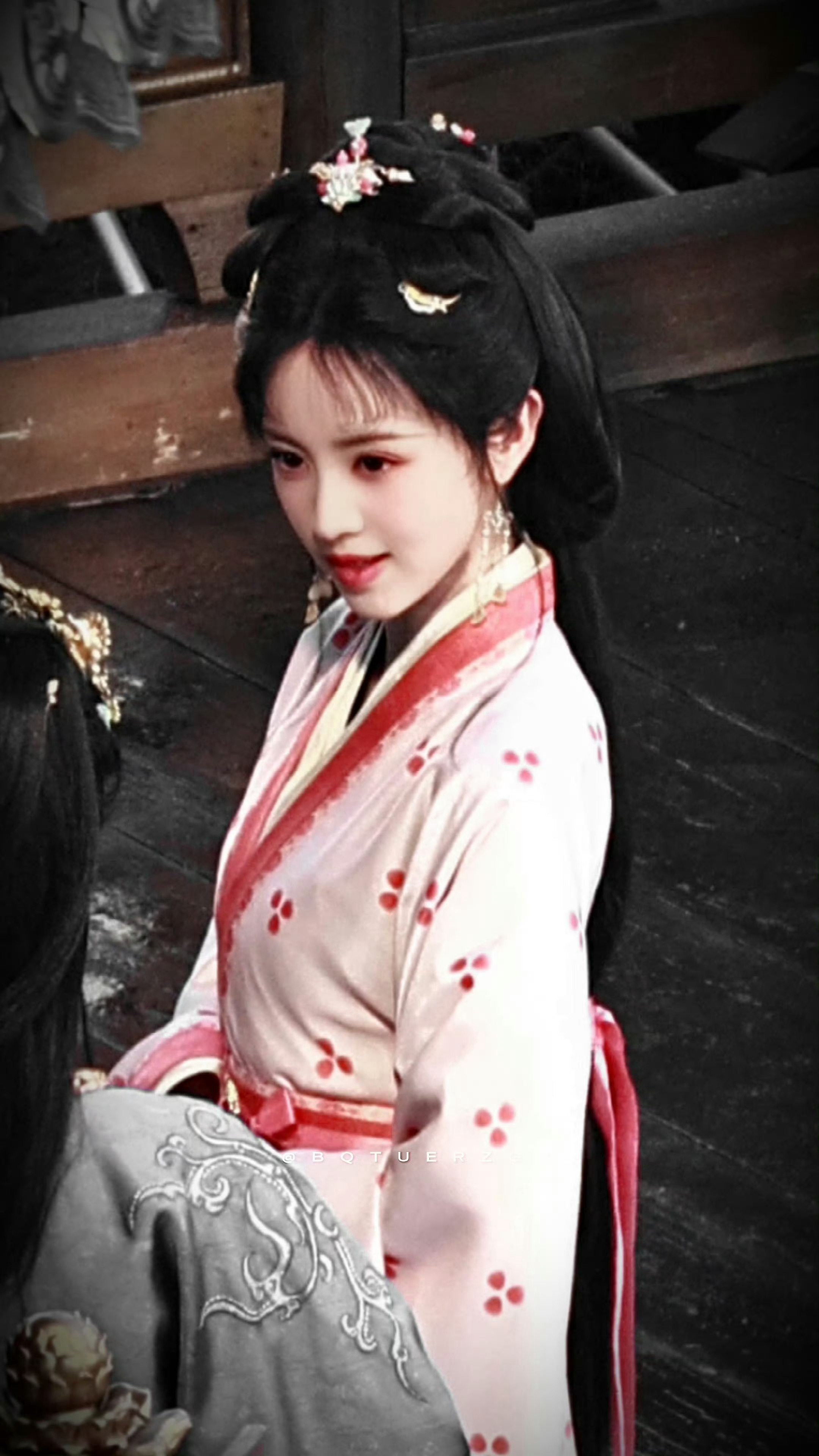 甜妹演起坏女人最狠了甜妹演起坏女人最狠了魏娆君黛的真心假意我分不清，但田曦薇的演