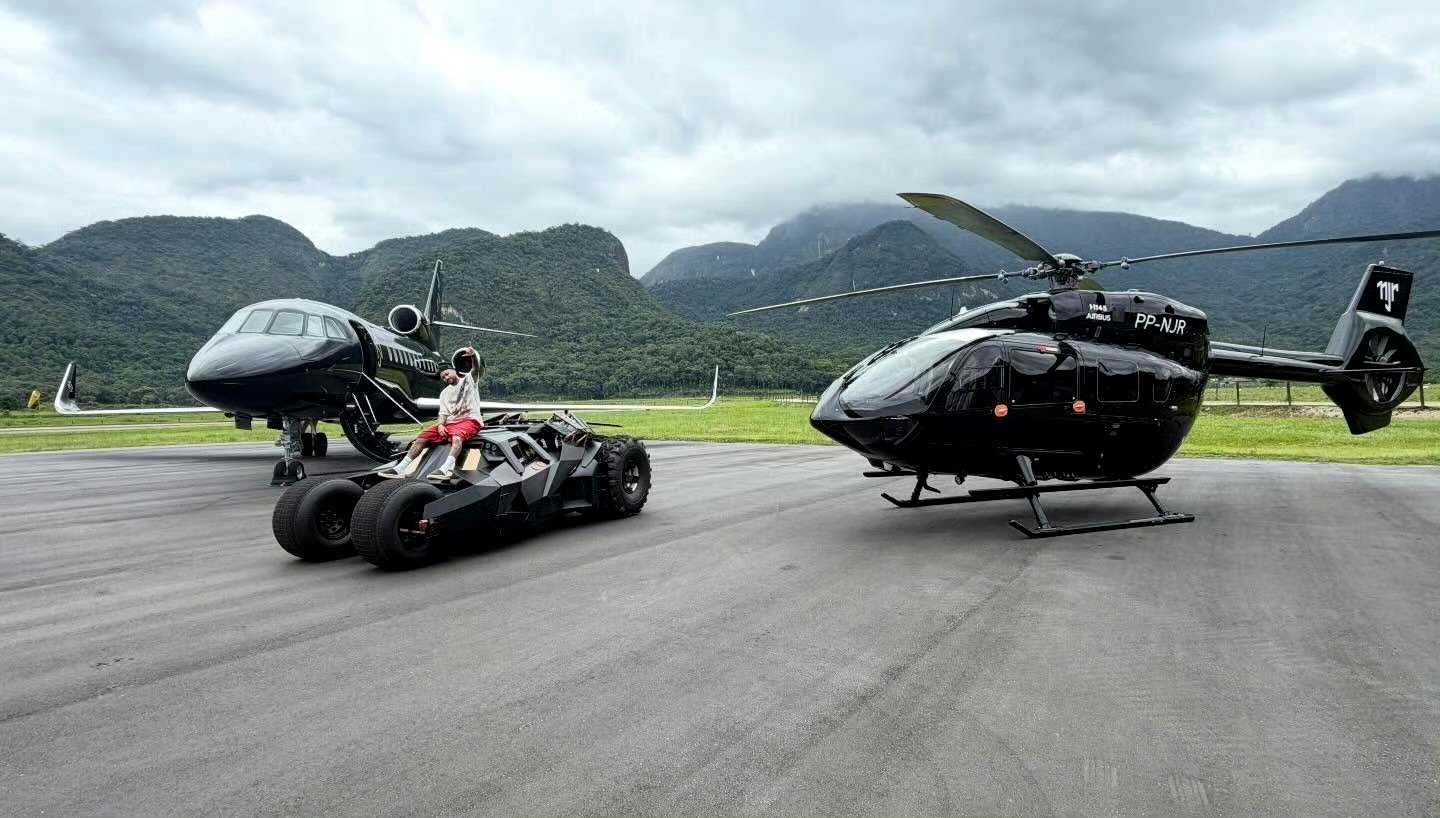 内马尔 私人飞机🛩️ 