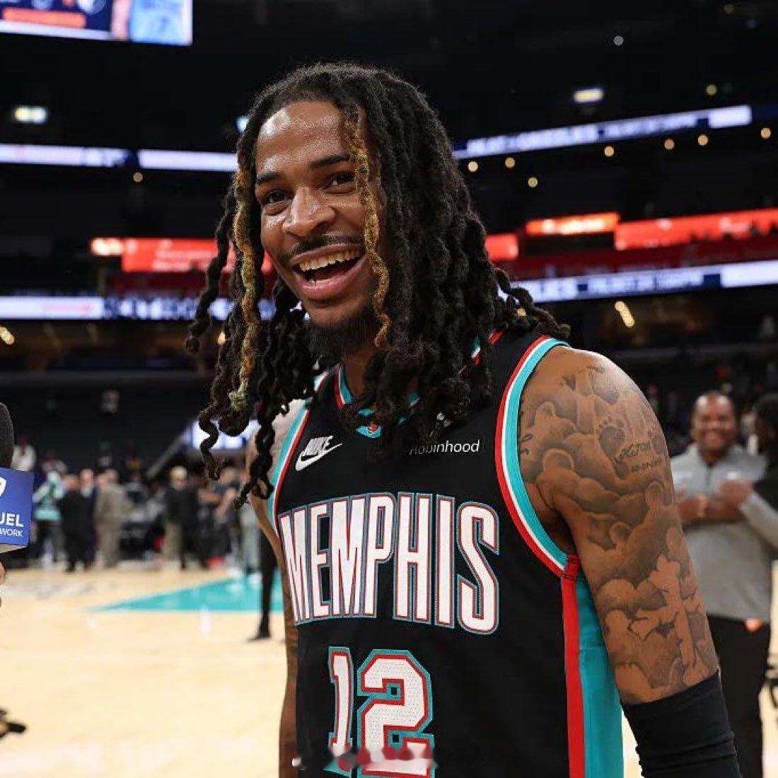 据Tim Bontemps报道，贾·莫兰特预计不会被交易到热火或雄鹿。 