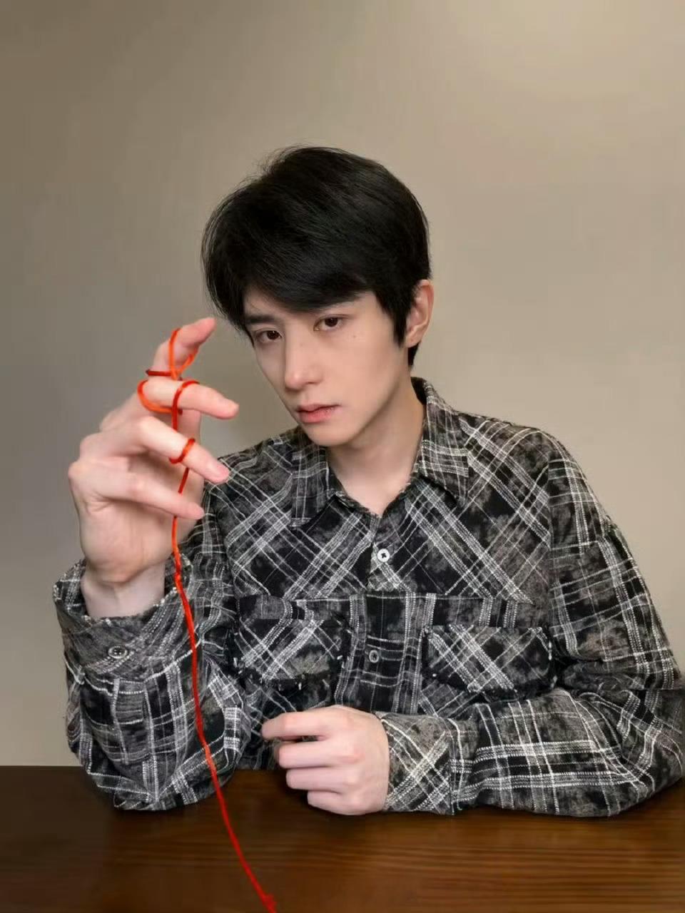 邓孝慈 恶女罪典万花世界阵容 又一份惊喜！邓孝慈加盟万花世界，这个新副本我超期待