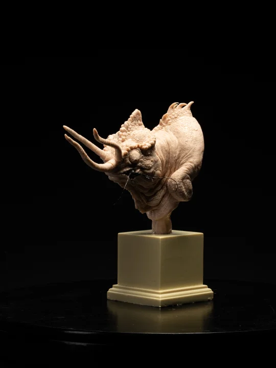 【魂之骨骼】暑期雕塑班结课作品集[庆祝] 作品名：《捕食》 原型师： ...