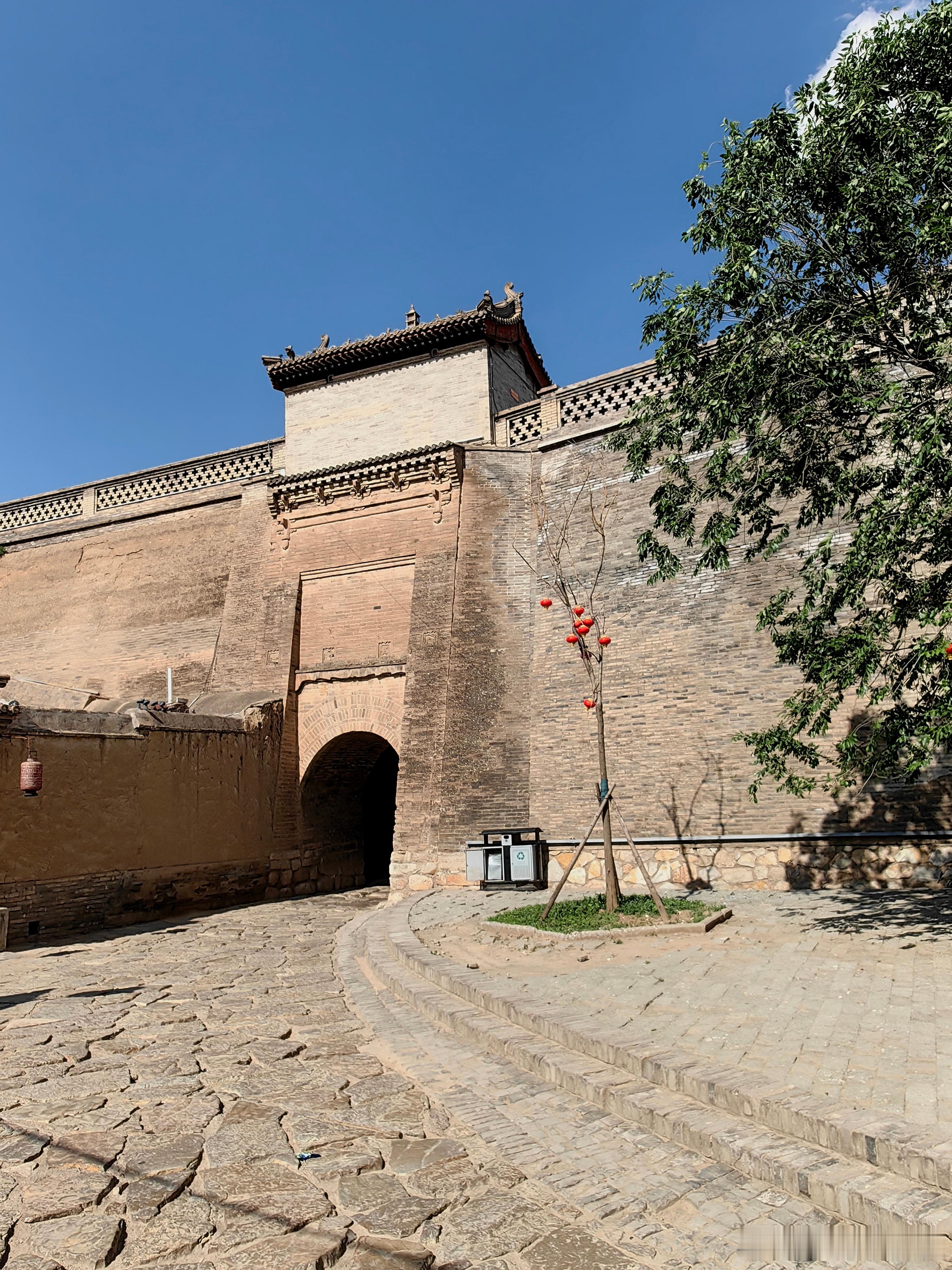 走进大河之北-蔚县西古堡如果想避开商业化景区，感受到北方古镇的质朴与沧桑，河北蔚