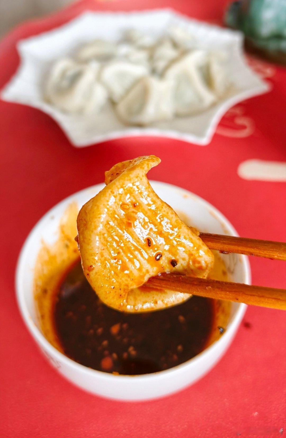 是不是只有陕西人吃饺子🥟蘸酱油，醋，辣子汁水？ 
