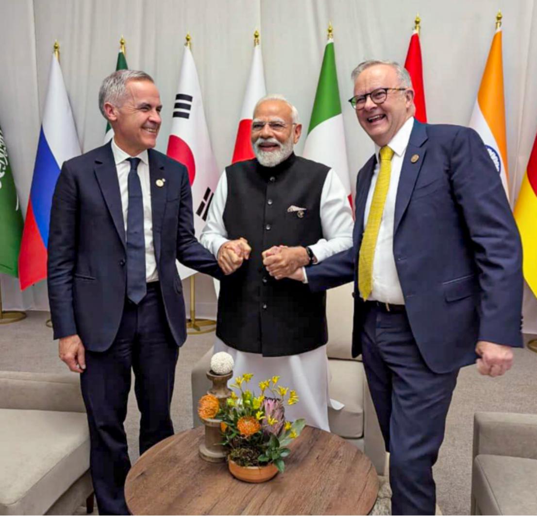 《印度快报》《印刷报》10月22日报道，莫迪在二十国集团（G20）领导人峰会上致