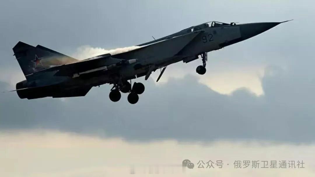 俄联邦安全局：成功挫败乌英劫持挂载“匕首”导弹米格-31企图主角是一名隶属于俄罗