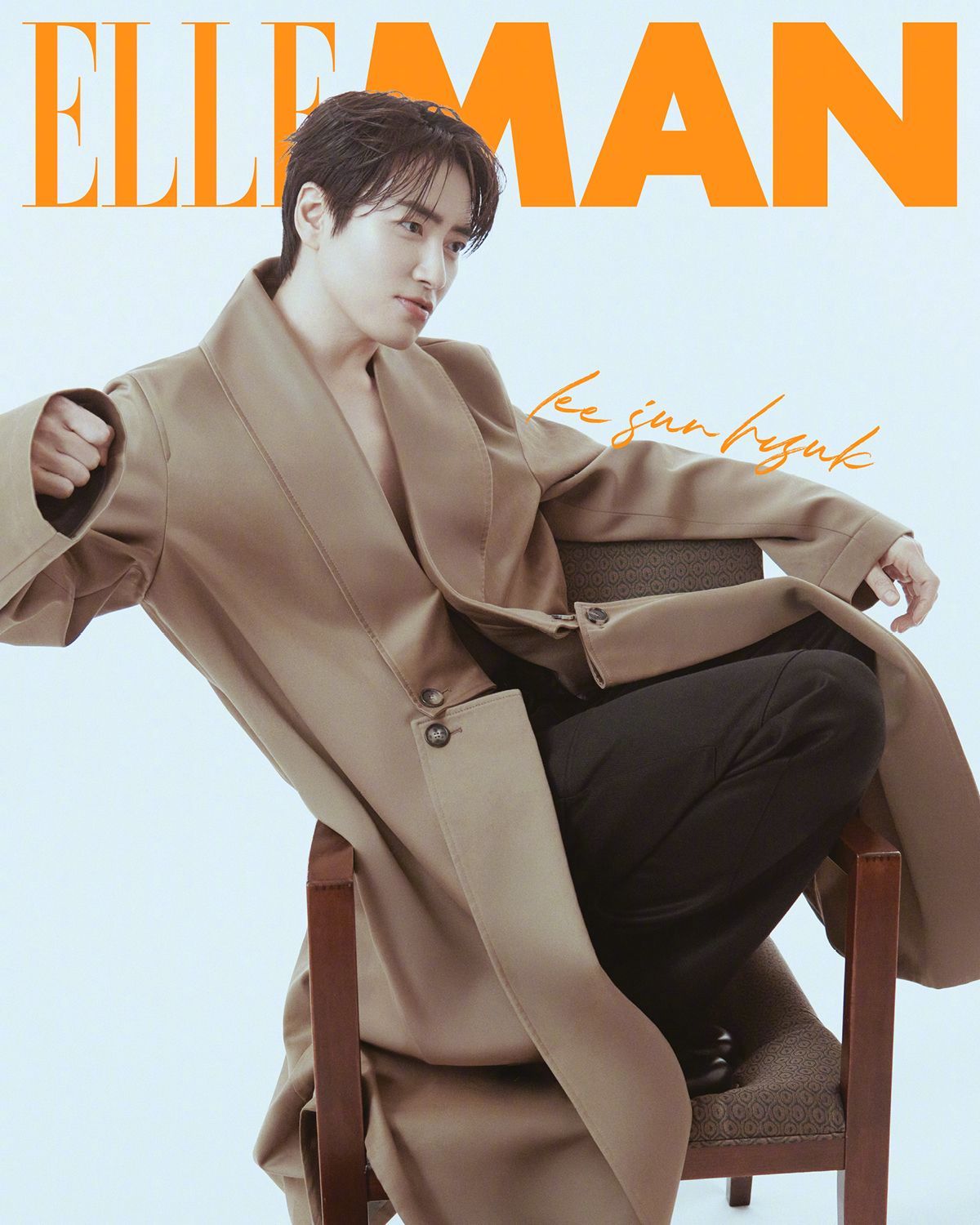 【热帖】ELLEMAN 3月号封面 李浚赫[超话]  ，熟男的魅力（画报） 