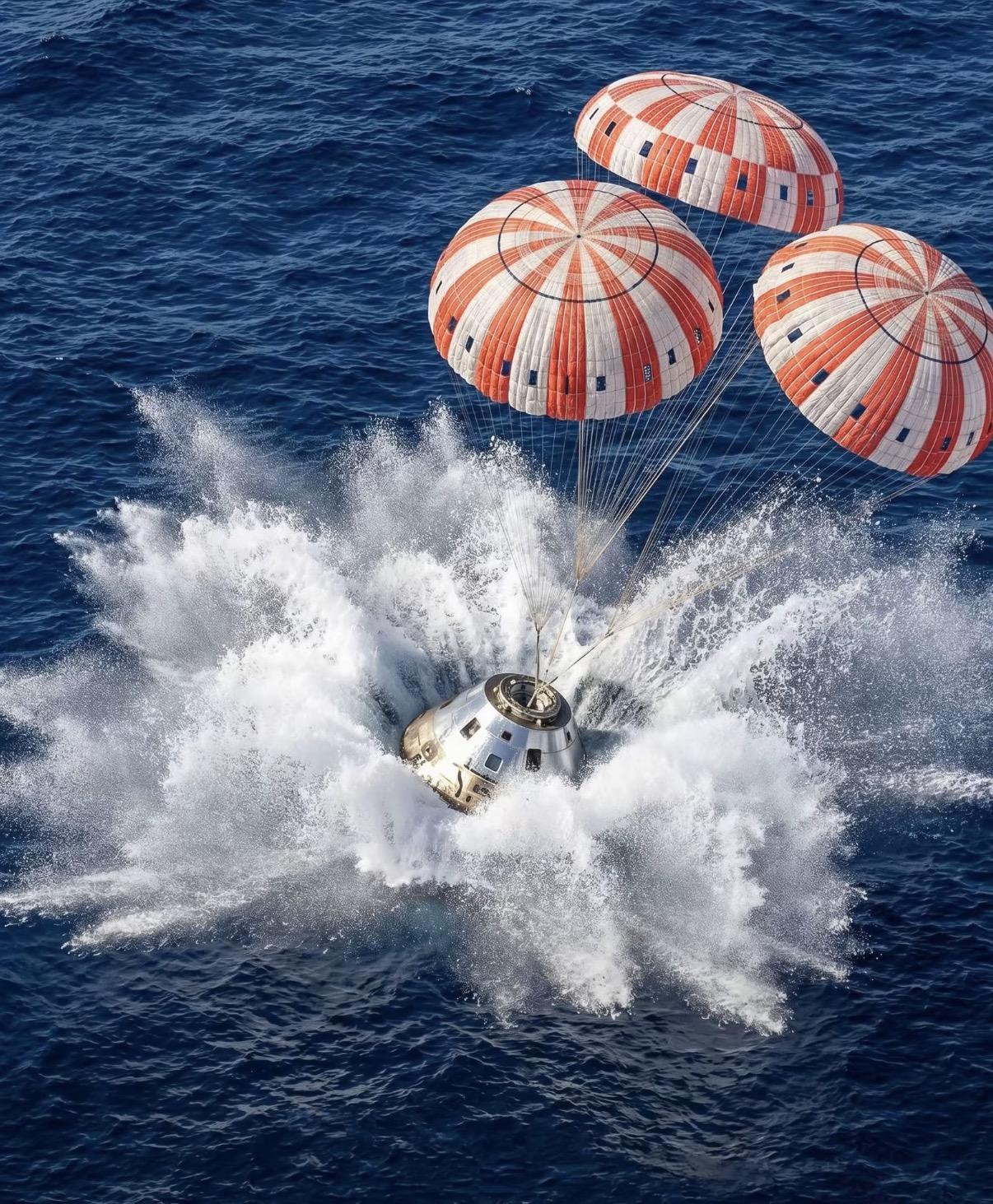 恭喜阿尔忒弥斯2号任务成功返航