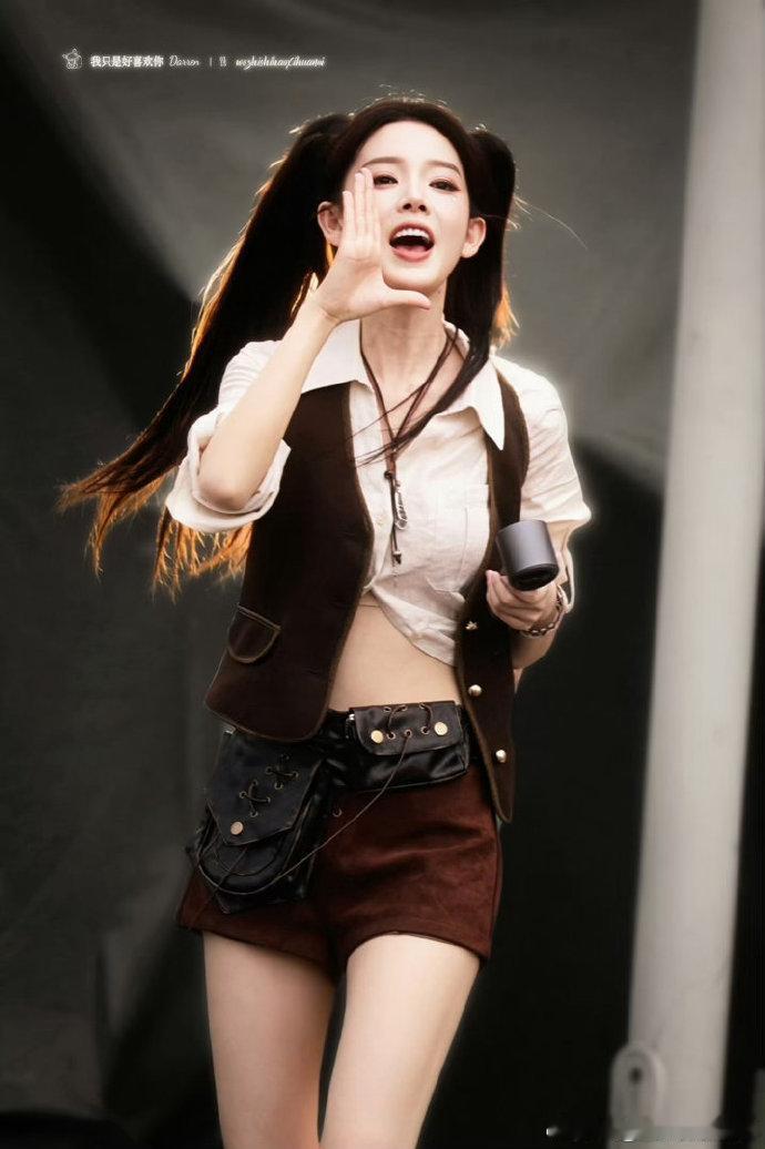 瑶台月下双马尾造型乘风2026双马尾 + 西部牛仔，又甜又酷，适配《霍元甲》绝了