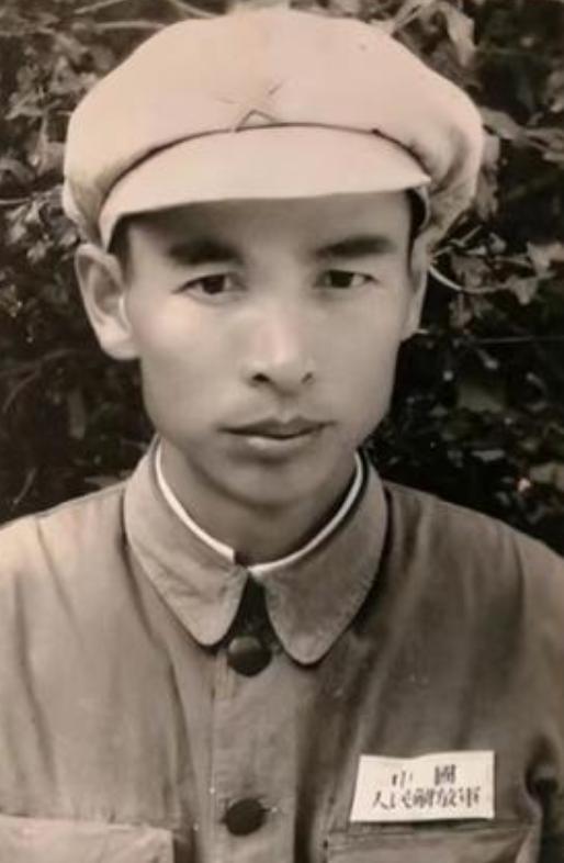原解放军铁道兵西南指挥部副司令员李绍珠，江西省兴国县江背镇养源村人

李绍珠出生