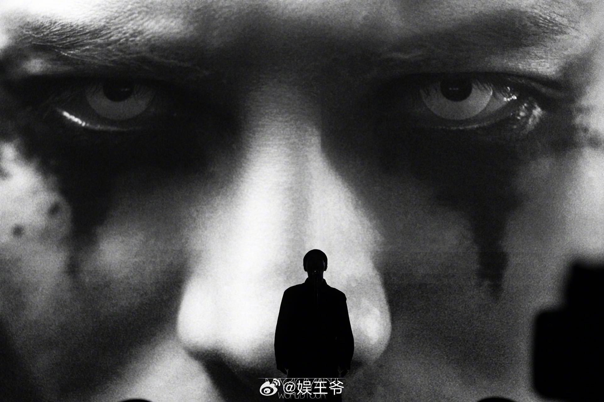 王嘉尔温哥华今晚最严厉的daddy 用实力征服温哥华全场观众！温哥华演唱会现场外