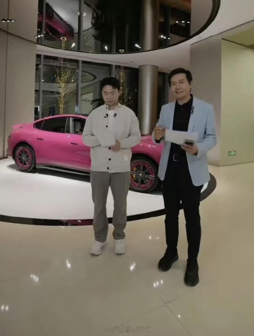 雷军小年夜直播中，透露小米汽车 2026 年春节假期出行暖心服务已就位。-即日起