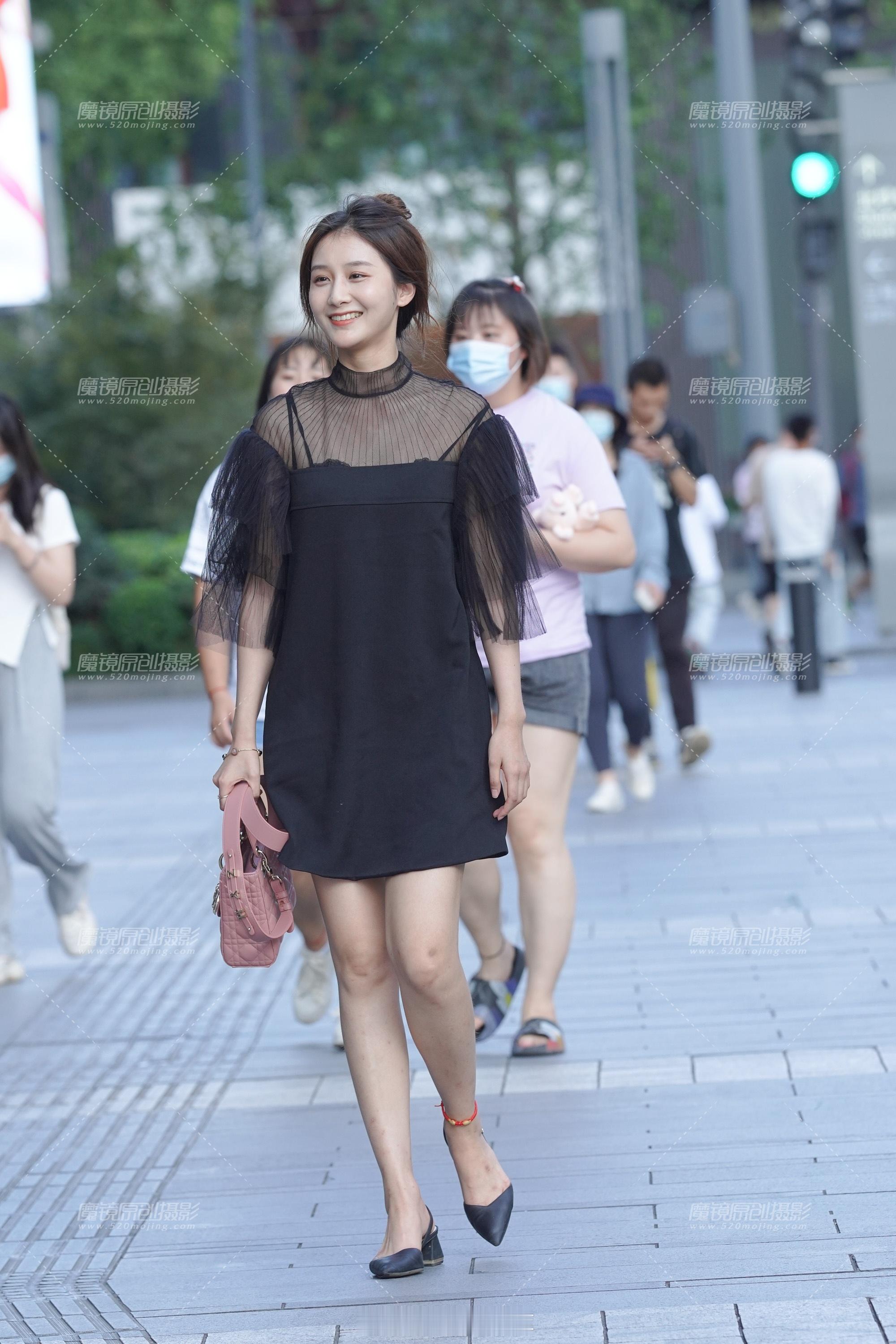 衣服在精不在多啊！ 