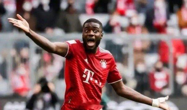 据《图片报》报道，拜仁已经为于帕梅卡诺设定了续约截止日期，而且比外界此前预期的还