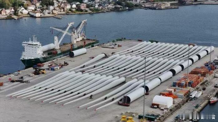 特朗普：我是总统 我说了就算.全部都停了再说......凤凰新闻【突发！特朗普叫