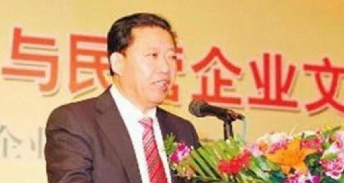 2018年，葵花药业董事长关彦斌与女秘书生下孩子，原配张晓兰得知后，放弃16亿财