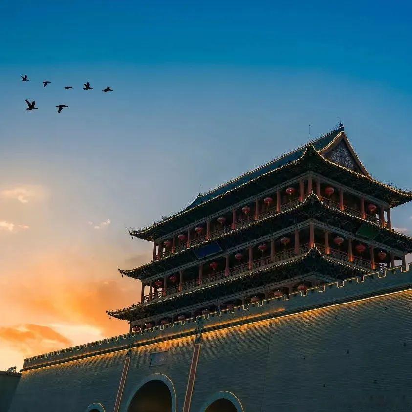 别再路过武威请专程赴凉州大多数河西走廊的行程里，武威常常被一笔带过。人们奔赴敦煌